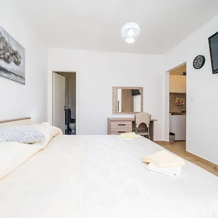 Marija-studio With Terrace-5 Apartment *